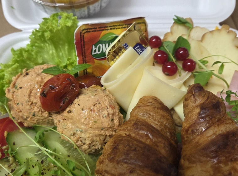 Śniadania, obiady i torty na dow&oacute;z - Smacznego by Ania Cędrzak Śniadanie dla 1 osoby