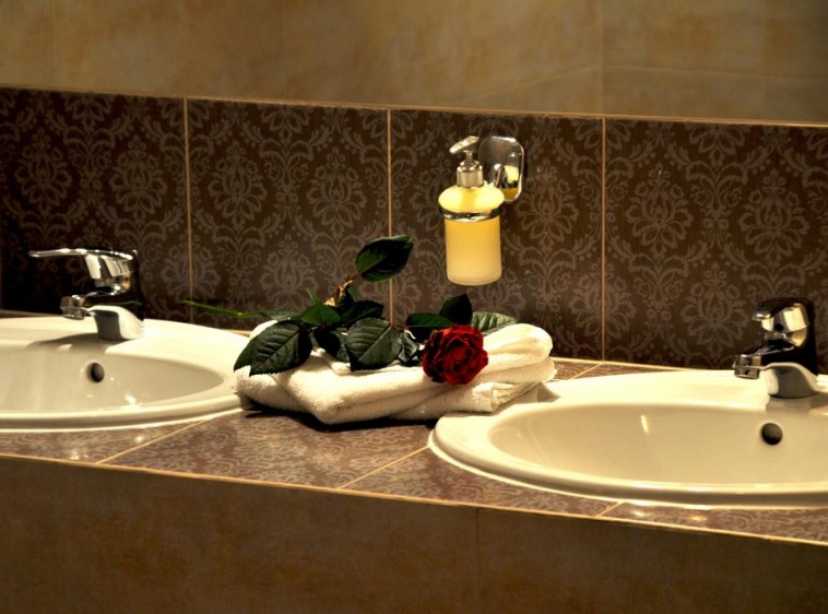 G&oacute;ral Spa&Wellness ?v=1.0